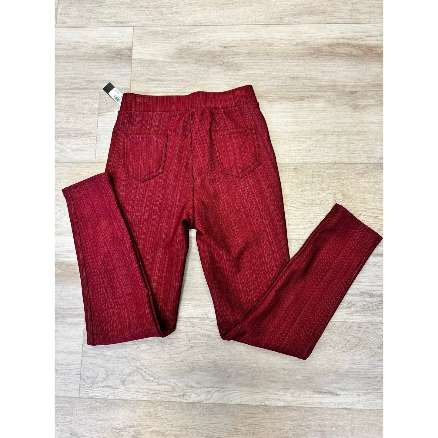 JVINI Women’s Burgundy Pants Size Medium