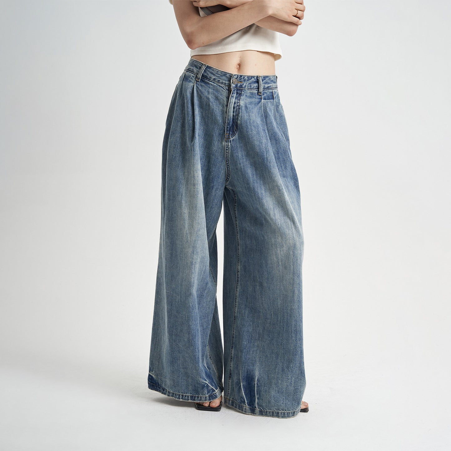 Women's Autumn New Loose Washed-out Jeans